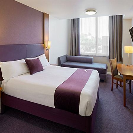 Premier Inn Warrington South 外观 照片