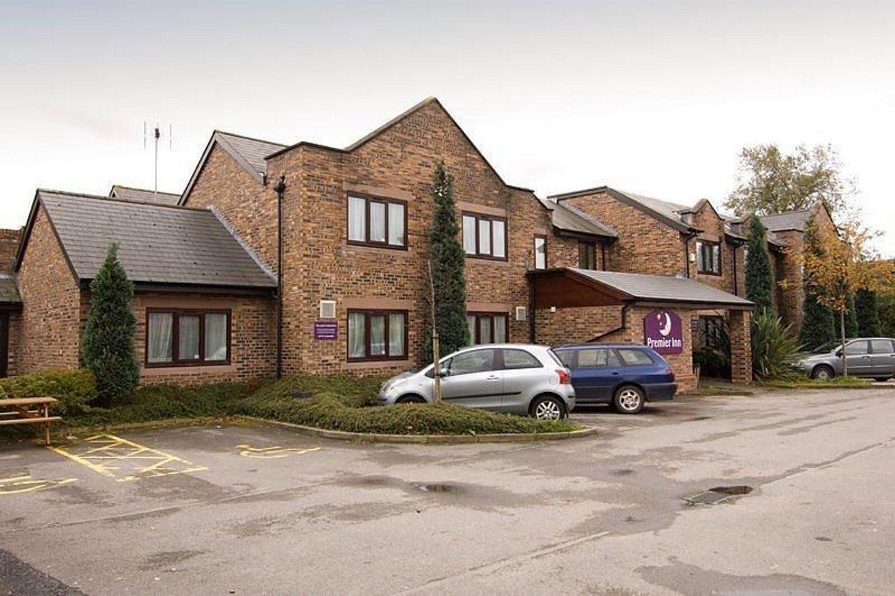 Premier Inn Warrington South 外观 照片