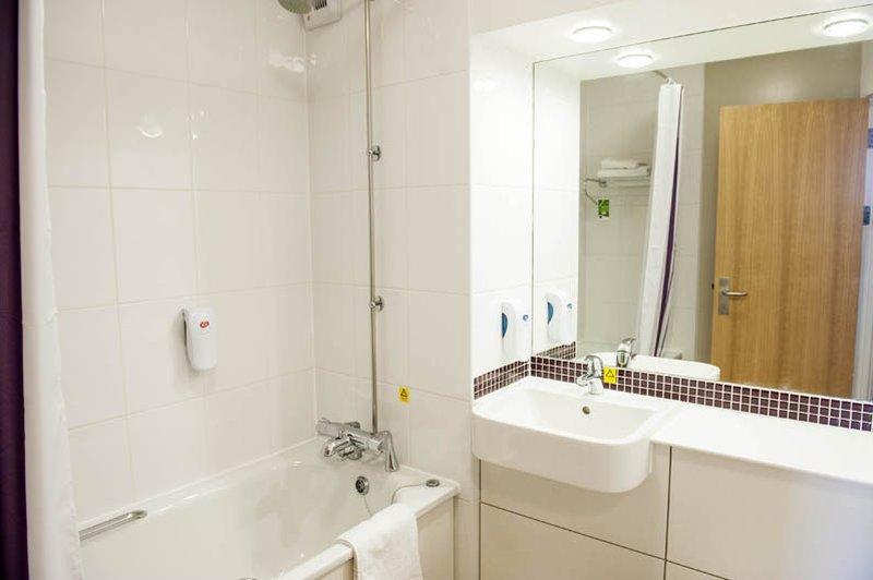 Premier Inn Warrington South 外观 照片