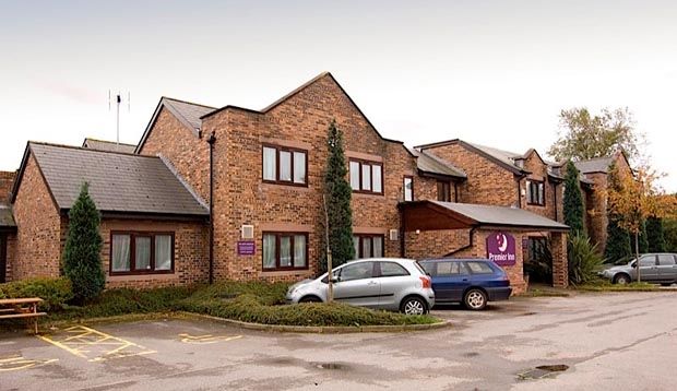 Premier Inn Warrington South 外观 照片
